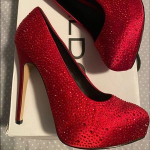 Aldo size 8 red satin and rhinestone 5” heel